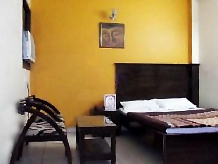 Hotel Shreeram Deluxe New Delhi Exterior photo